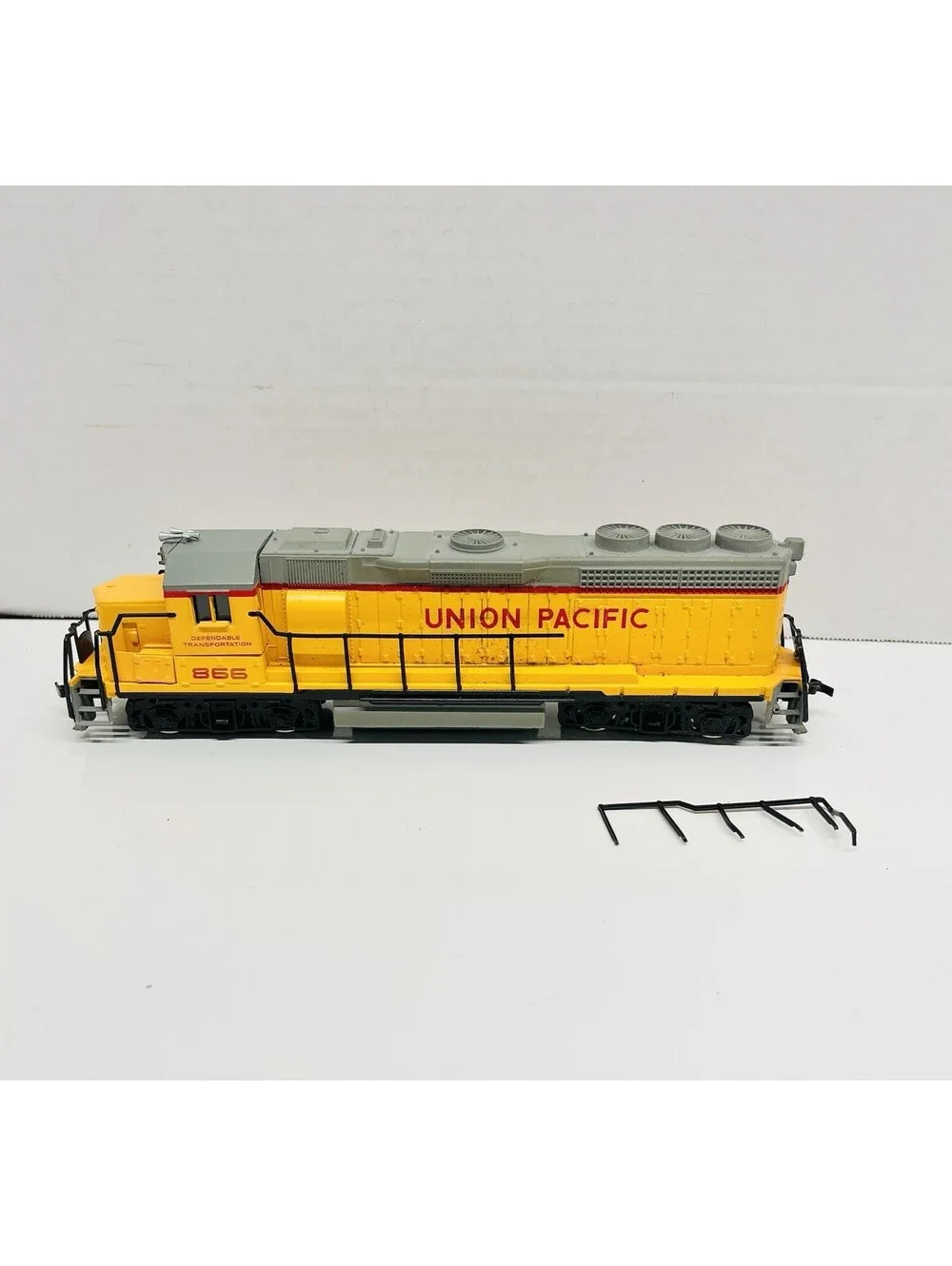HO Bachmann Union Pacific #866 GP-40 Locomotive Diesel Engine Serviced Lot 953